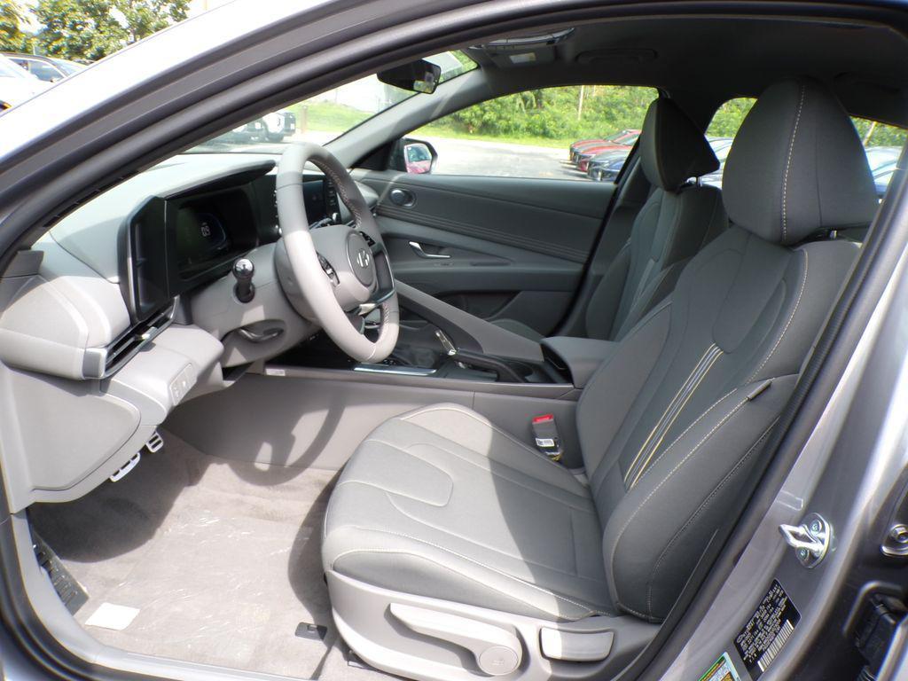 new 2025 Hyundai Elantra car, priced at $23,120