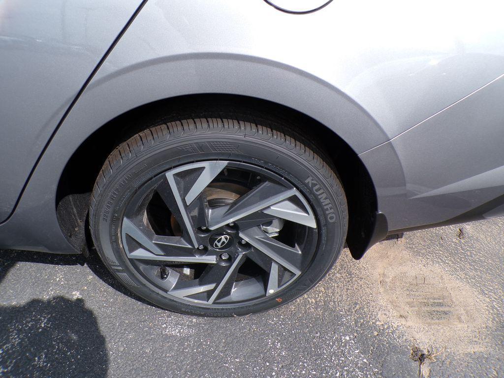new 2025 Hyundai Elantra car, priced at $23,120