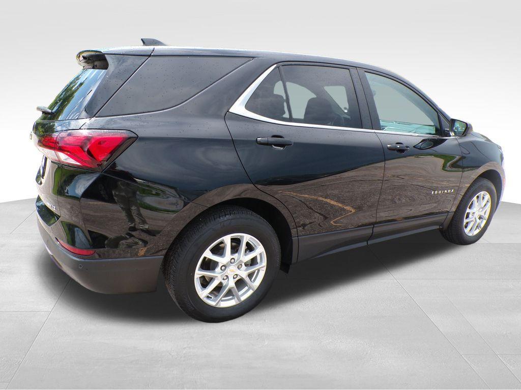 used 2022 Chevrolet Equinox car, priced at $24,227