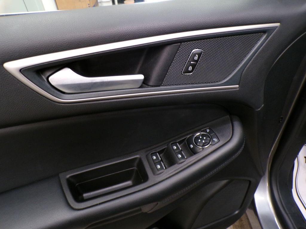 used 2024 Ford Edge car, priced at $28,288
