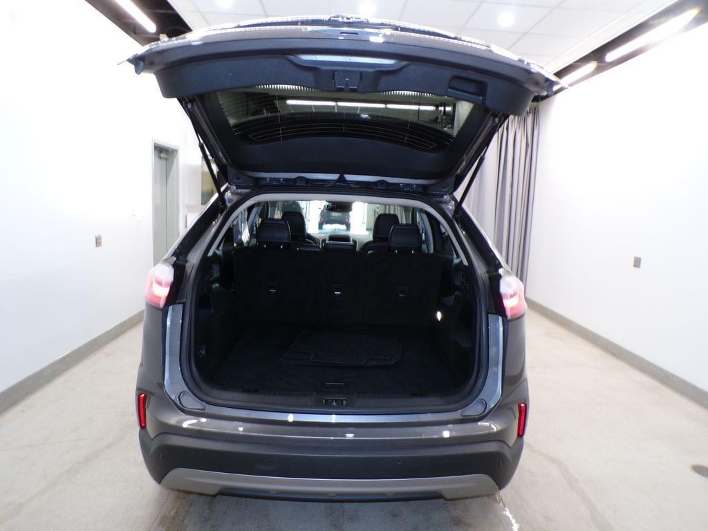 used 2024 Ford Edge car, priced at $28,288