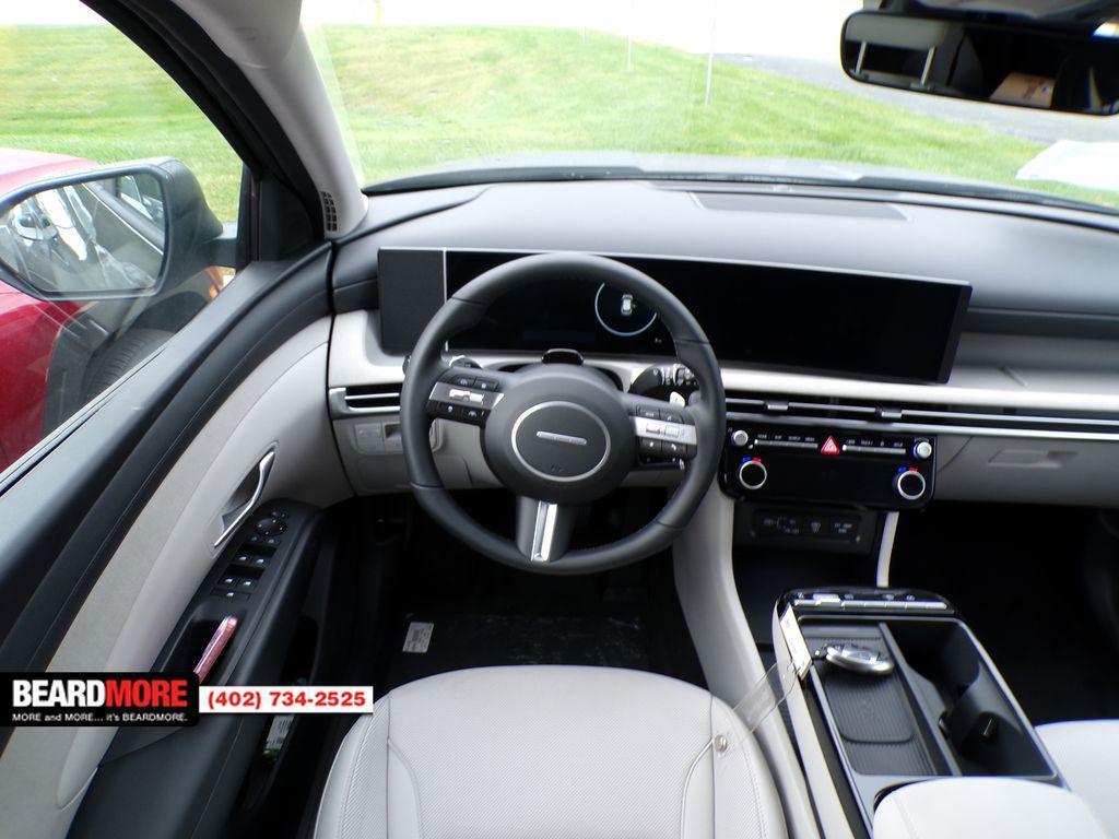 new 2025 Hyundai TUCSON Hybrid car, priced at $36,026