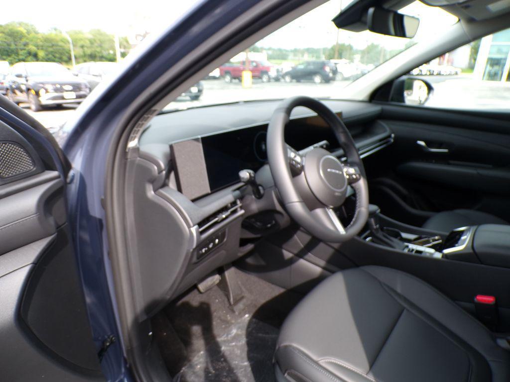 new 2025 Hyundai Tucson car, priced at $33,910