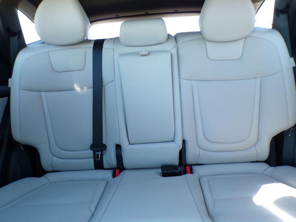 used 2025 Hyundai TUCSON Hybrid car, priced at $37,859