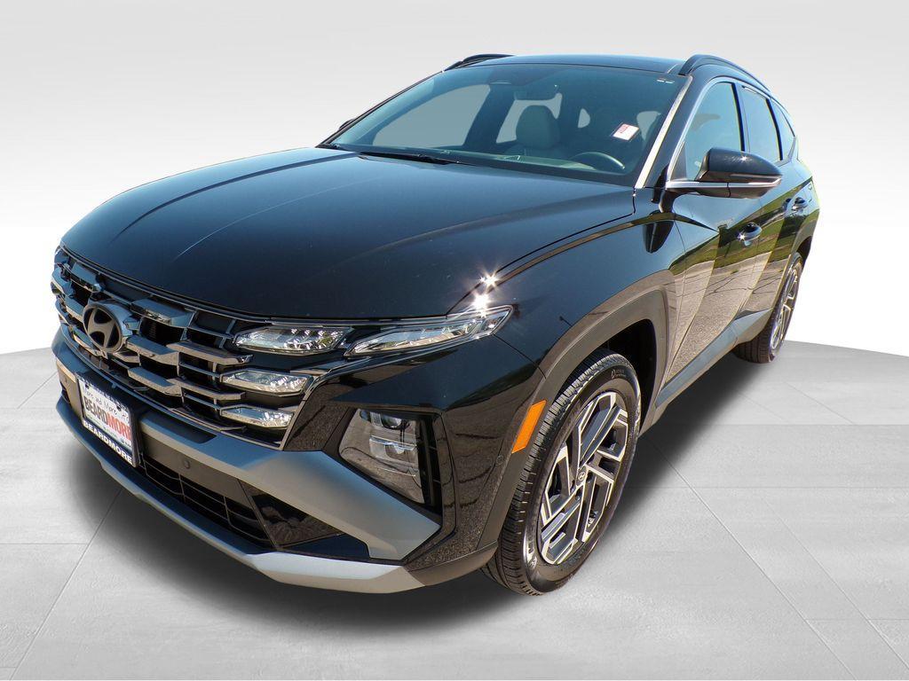 used 2025 Hyundai TUCSON Hybrid car, priced at $38,115