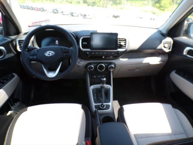new 2025 Hyundai Venue car, priced at $22,922