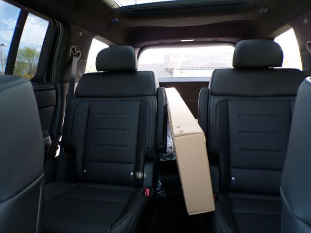 new 2025 Hyundai Santa Fe car, priced at $46,914