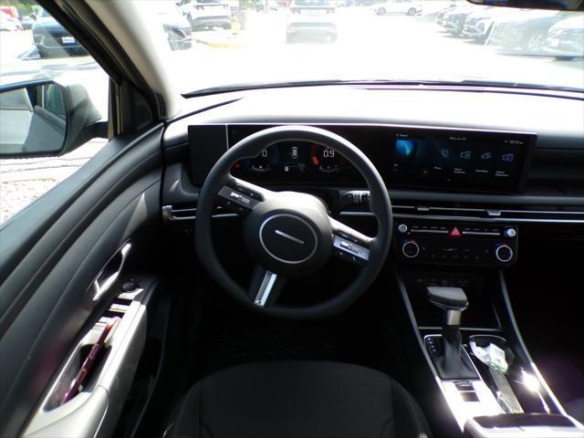 new 2025 Hyundai Tucson car, priced at $31,542