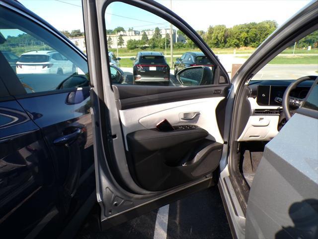 new 2025 Hyundai Tucson car, priced at $38,699