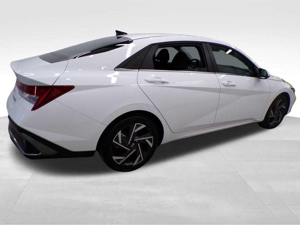 used 2024 Hyundai Elantra car, priced at $23,582