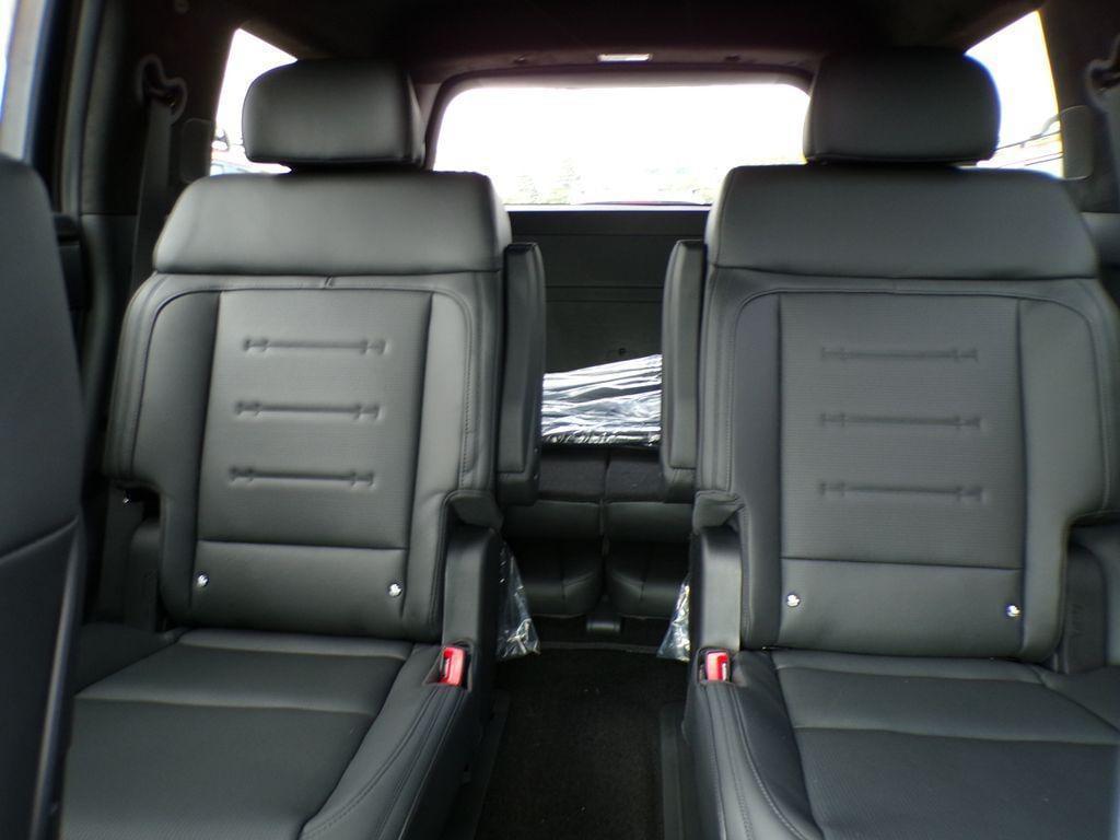 new 2025 Hyundai SANTA FE HEV car, priced at $46,928