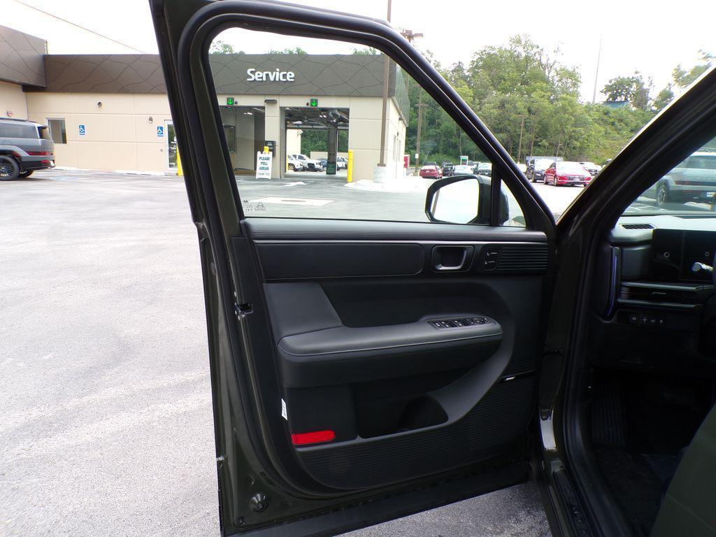 new 2025 Hyundai SANTA FE HEV car, priced at $46,928
