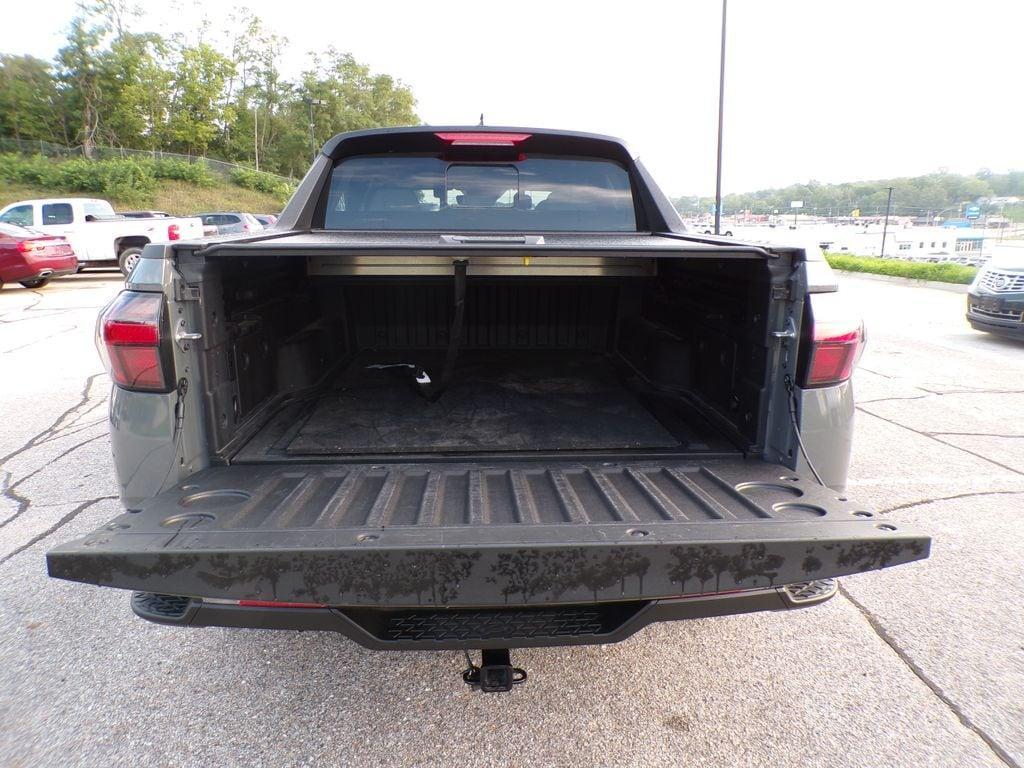used 2025 Hyundai SANTA CRUZ car, priced at $31,274