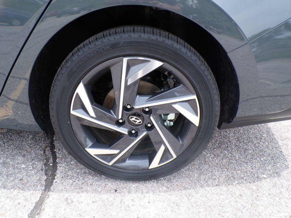 used 2025 Hyundai ELANTRA HEV car, priced at $30,256