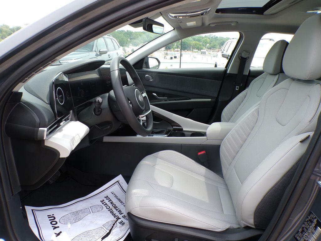 used 2025 Hyundai ELANTRA HEV car, priced at $30,256