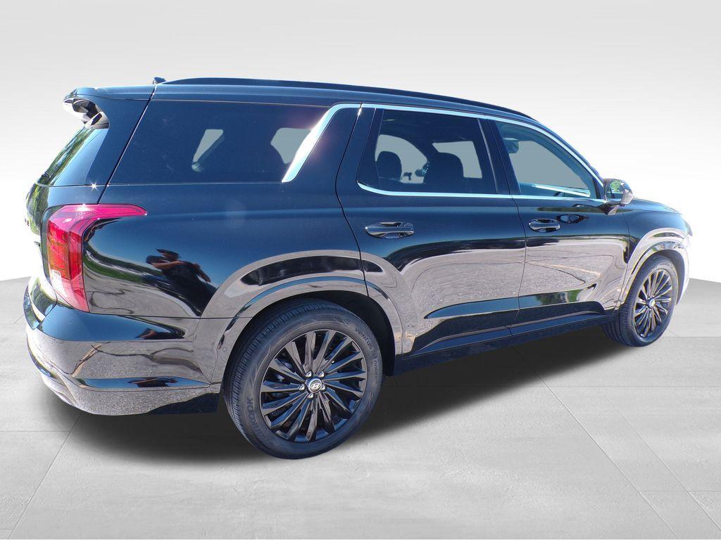 used 2024 Hyundai Palisade car, priced at $43,835