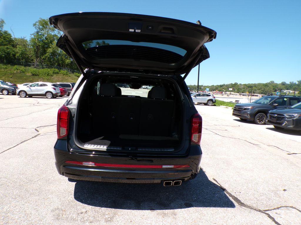 used 2024 Hyundai Palisade car, priced at $43,835