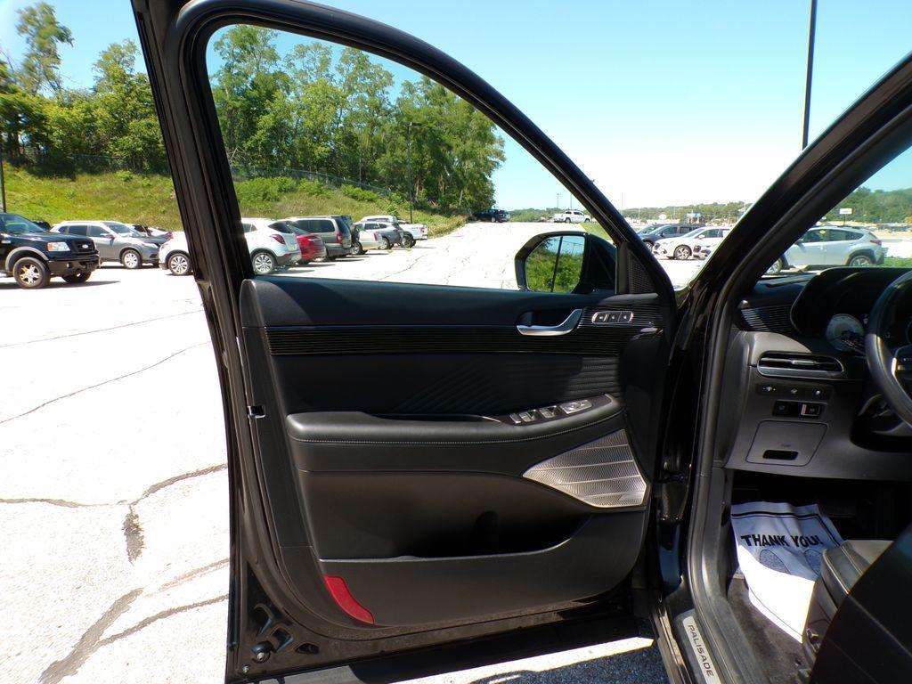 used 2024 Hyundai Palisade car, priced at $43,835