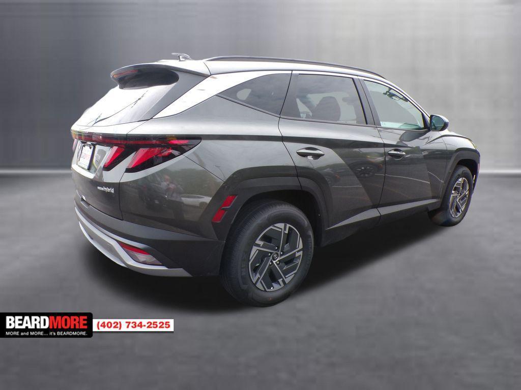 new 2025 Hyundai TUCSON Hybrid car, priced at $33,128