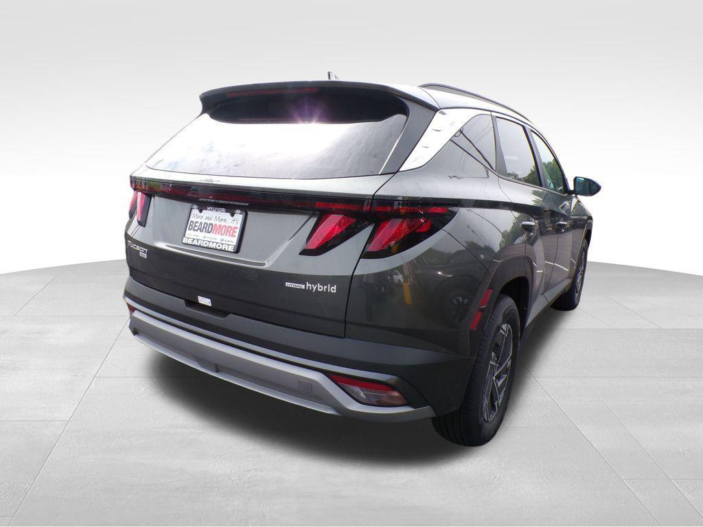 new 2025 Hyundai TUCSON Hybrid car, priced at $33,128