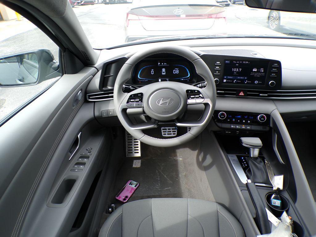 new 2025 Hyundai Elantra car, priced at $23,061