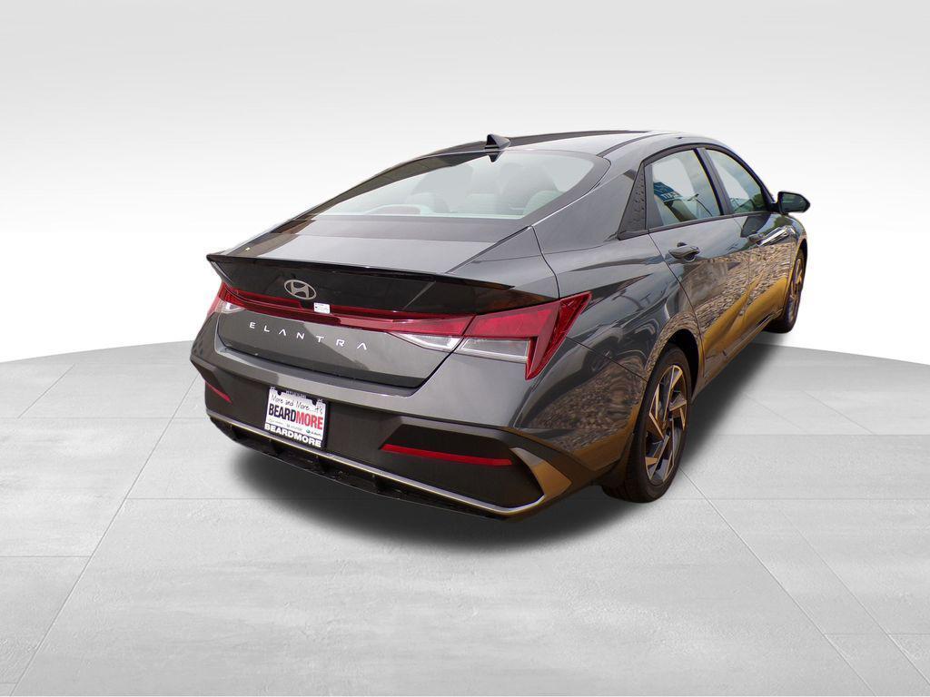 new 2025 Hyundai Elantra car, priced at $23,061