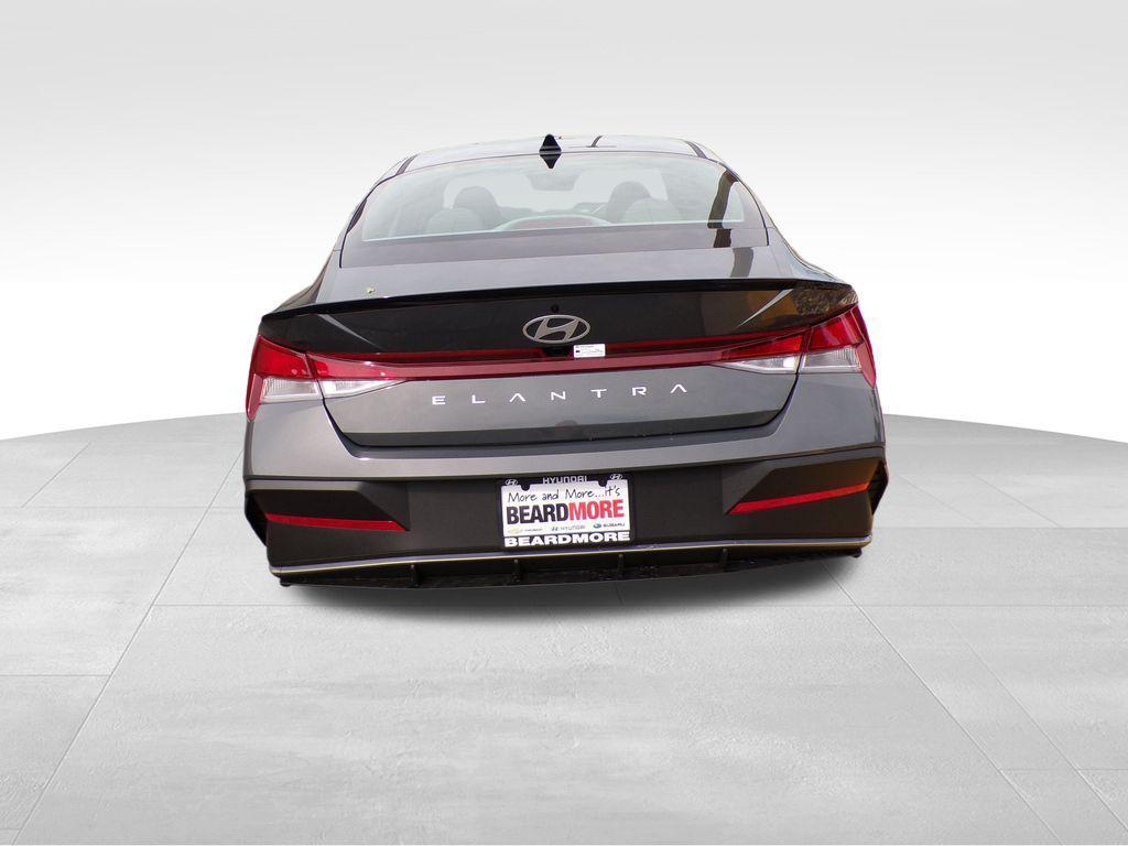 new 2025 Hyundai Elantra car, priced at $23,061