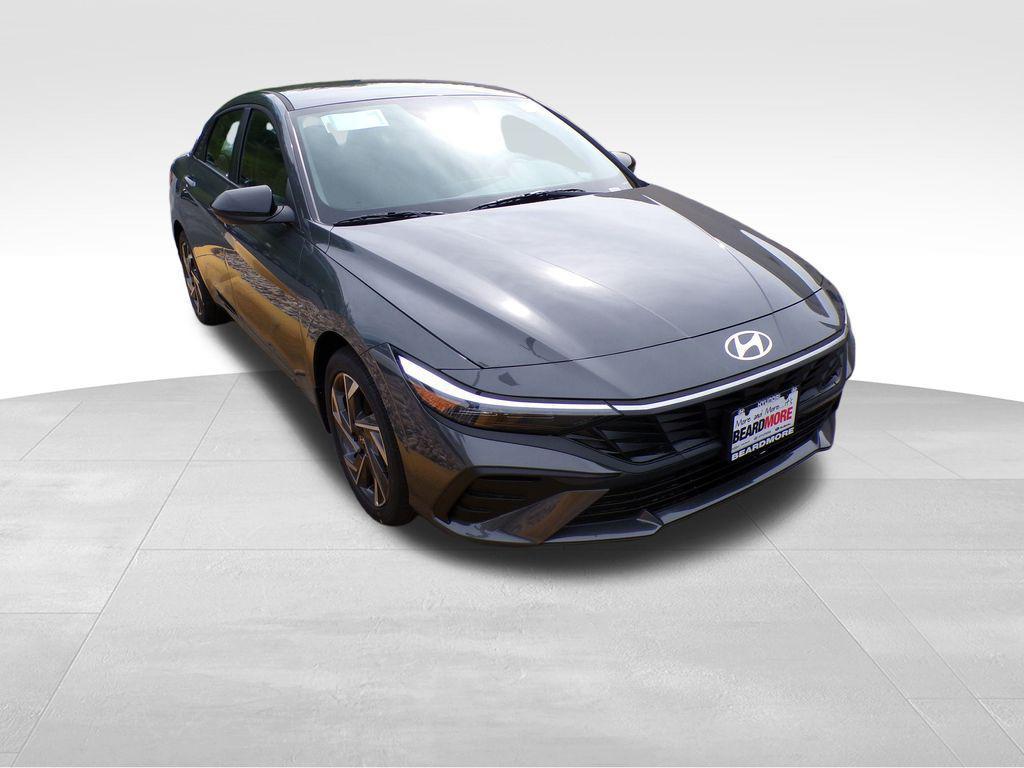 new 2025 Hyundai Elantra car, priced at $23,061
