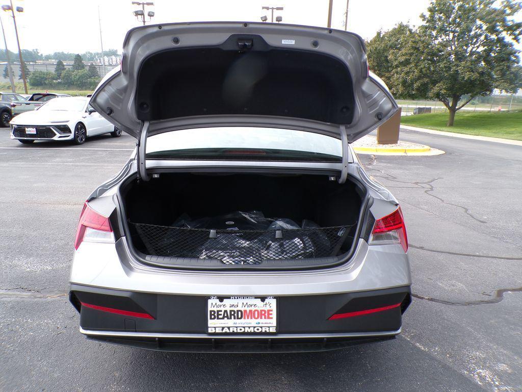 new 2025 Hyundai ELANTRA HEV car, priced at $26,133