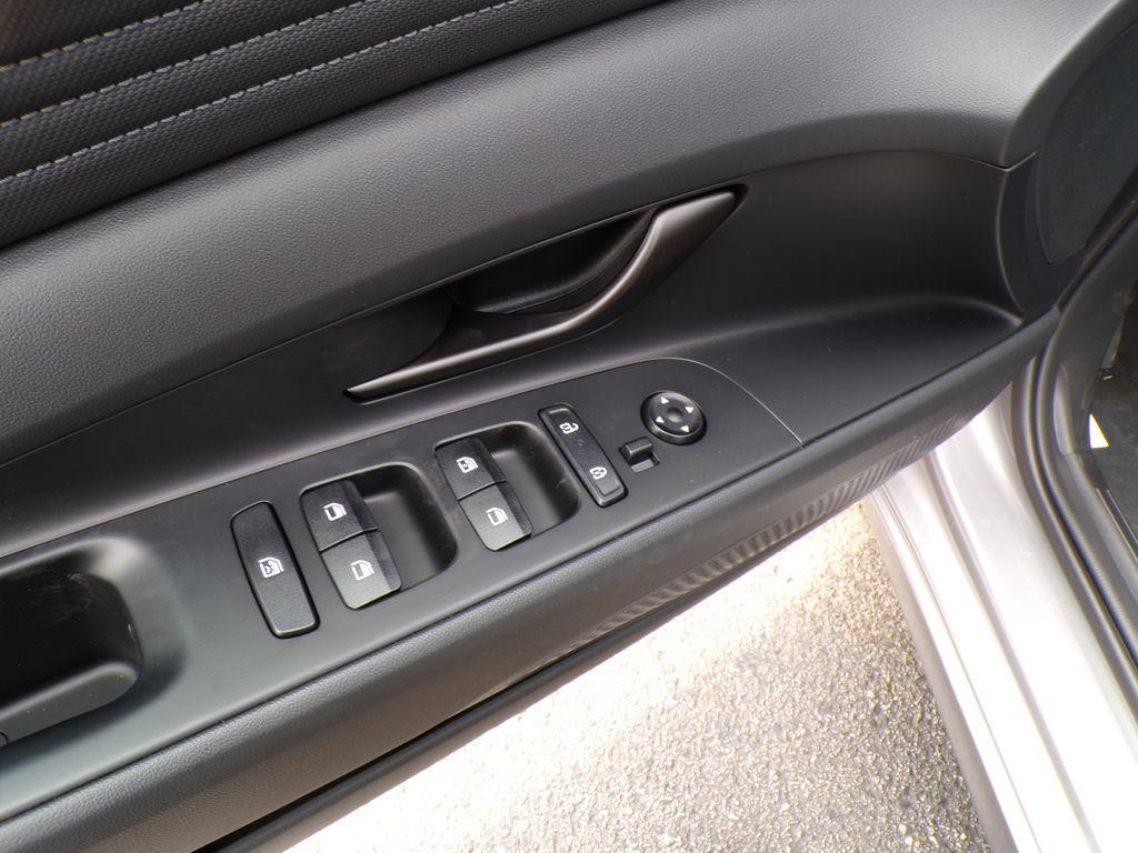 new 2025 Hyundai ELANTRA HEV car, priced at $26,133