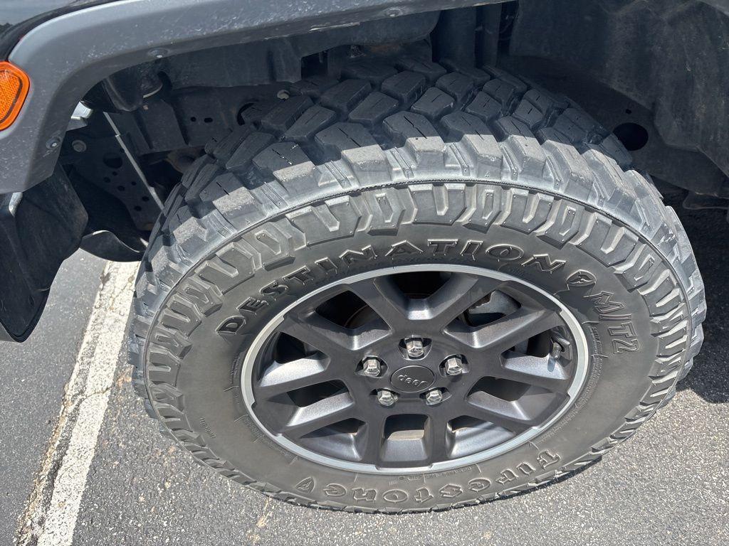 used 2020 Jeep Gladiator car, priced at $34,022