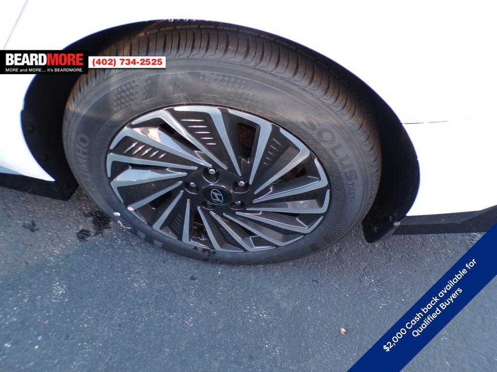 new 2025 Hyundai Sonata Hybrid car, priced at $28,719