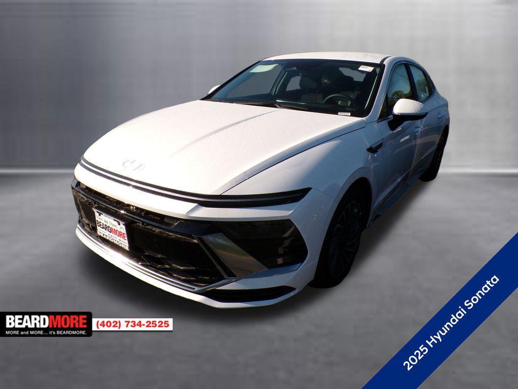 new 2025 Hyundai Sonata Hybrid car, priced at $28,719