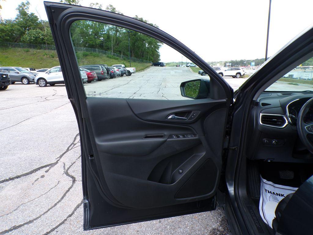 used 2022 Chevrolet Equinox car, priced at $24,881