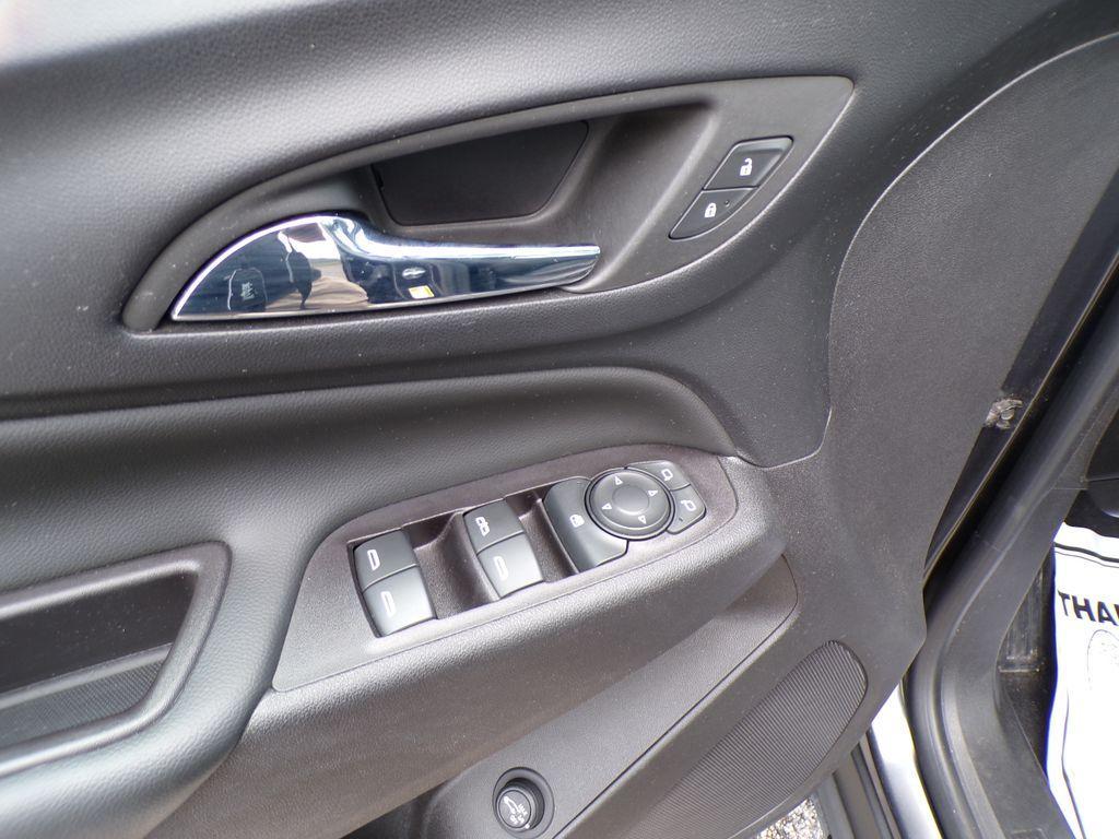 used 2022 Chevrolet Equinox car, priced at $24,881