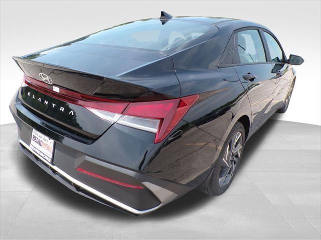 new 2025 Hyundai Elantra car, priced at $22,756