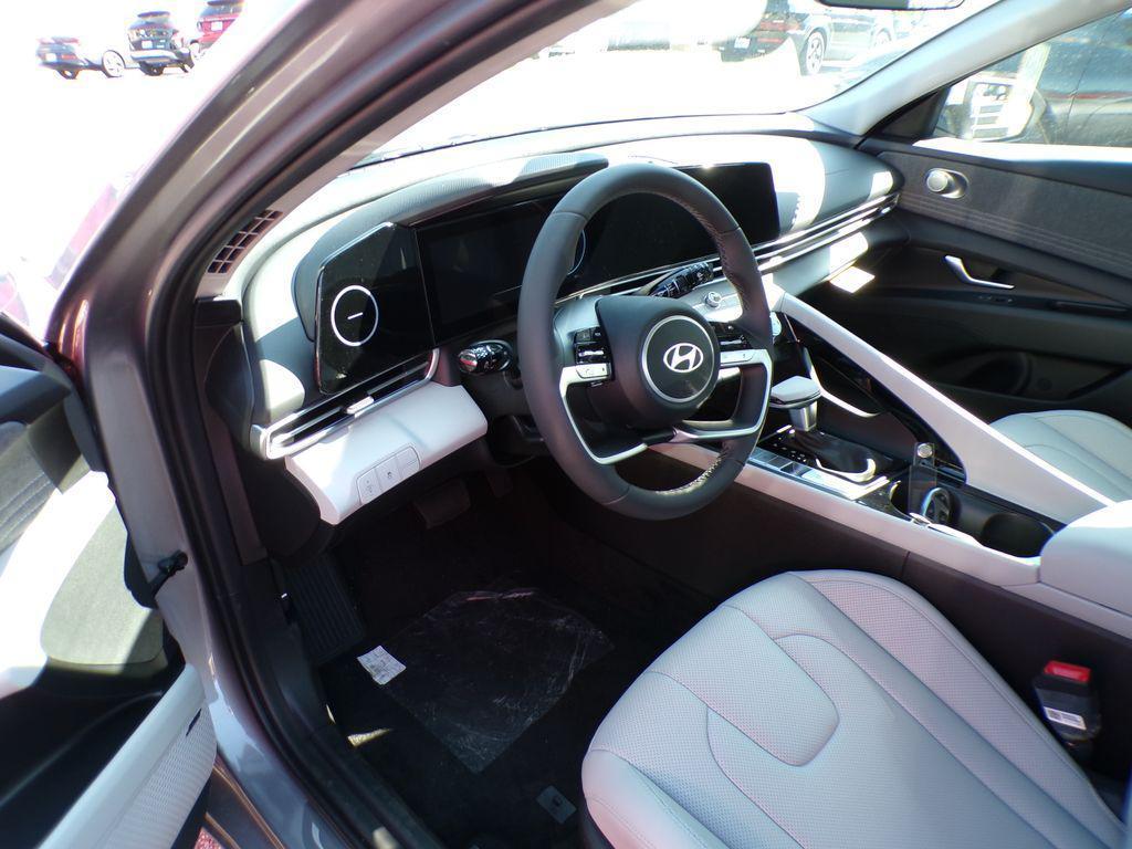 new 2025 Hyundai Elantra car, priced at $26,494