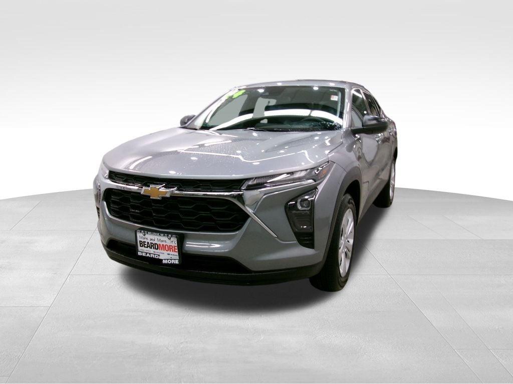 used 2024 Chevrolet Trax car, priced at $20,879