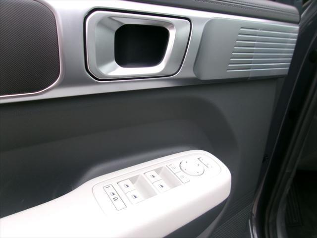new 2025 Hyundai Santa Fe car, priced at $34,628