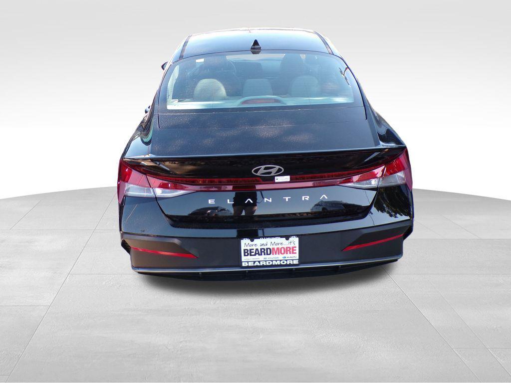 new 2025 Hyundai Elantra car, priced at $23,113
