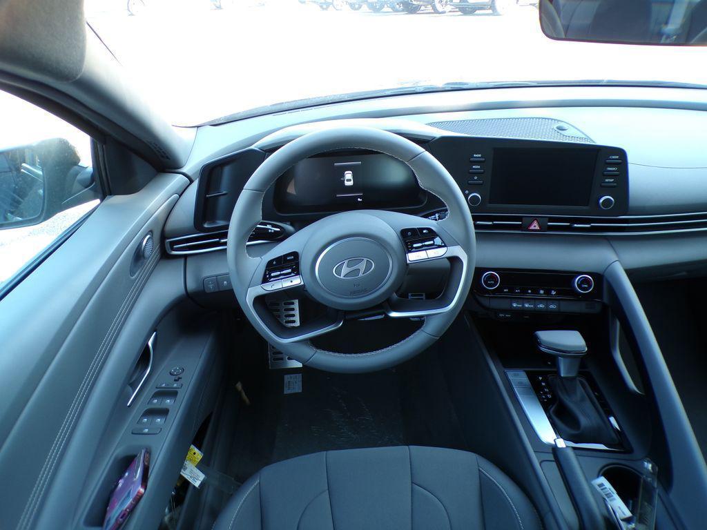 new 2025 Hyundai Elantra car, priced at $23,113