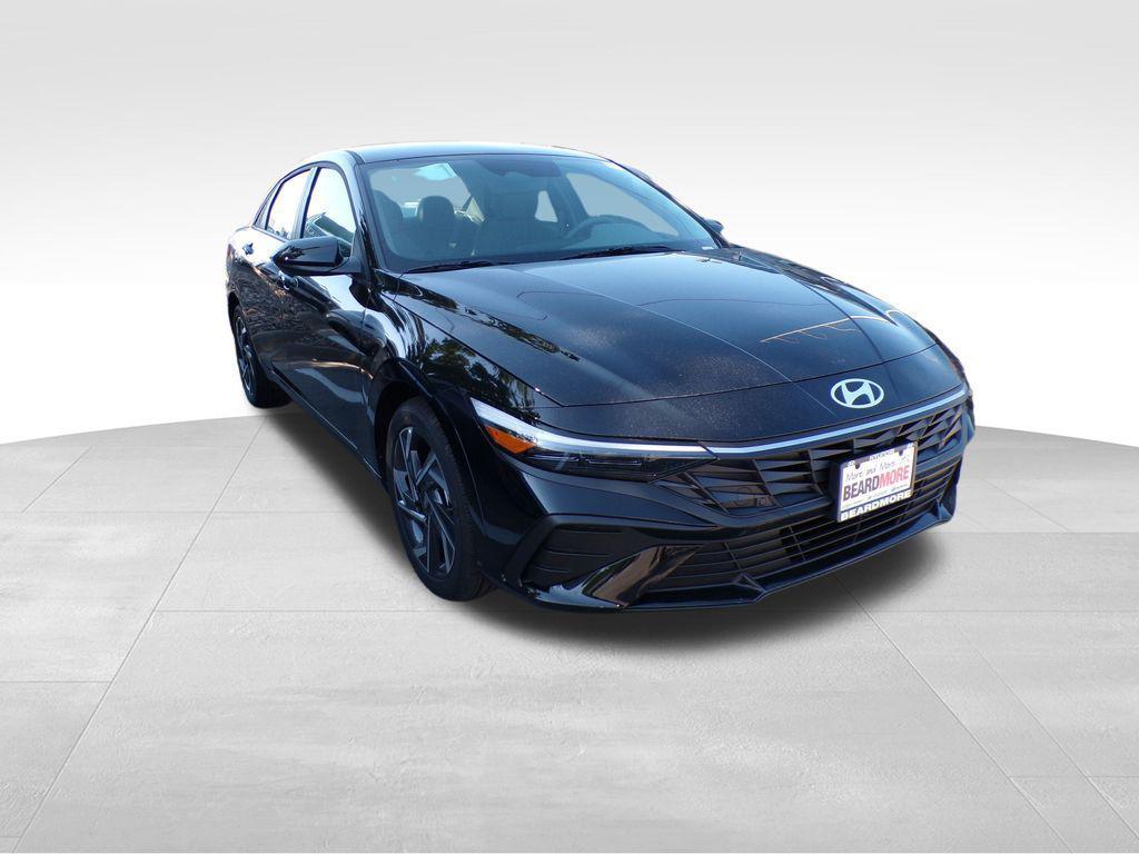 new 2025 Hyundai Elantra car, priced at $23,113
