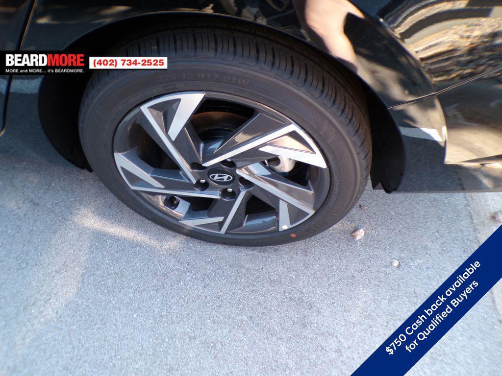 new 2025 Hyundai Elantra car, priced at $23,613