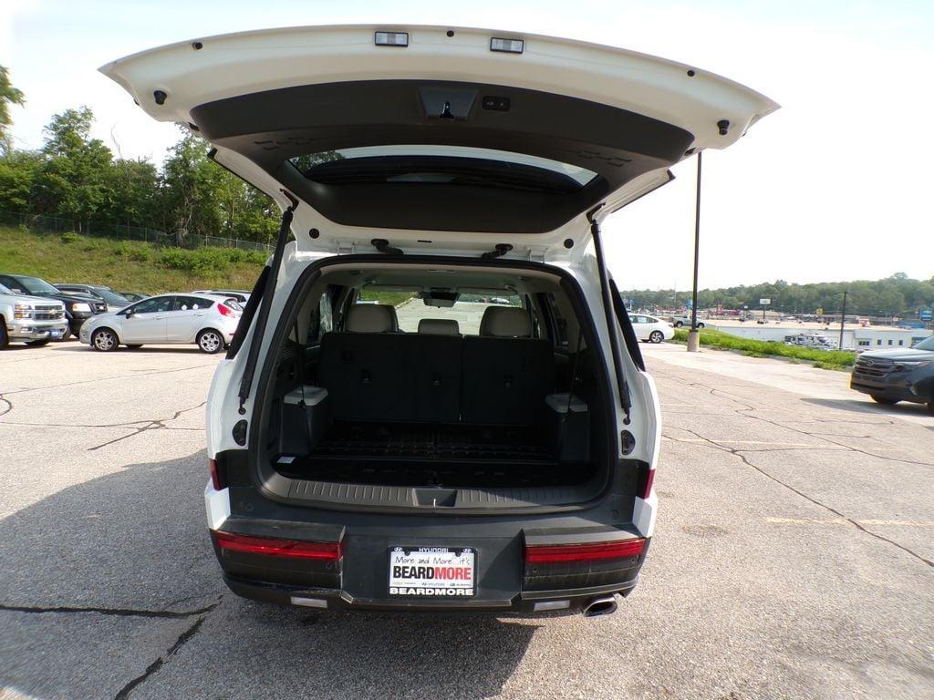 used 2025 Hyundai Santa Fe car, priced at $36,266