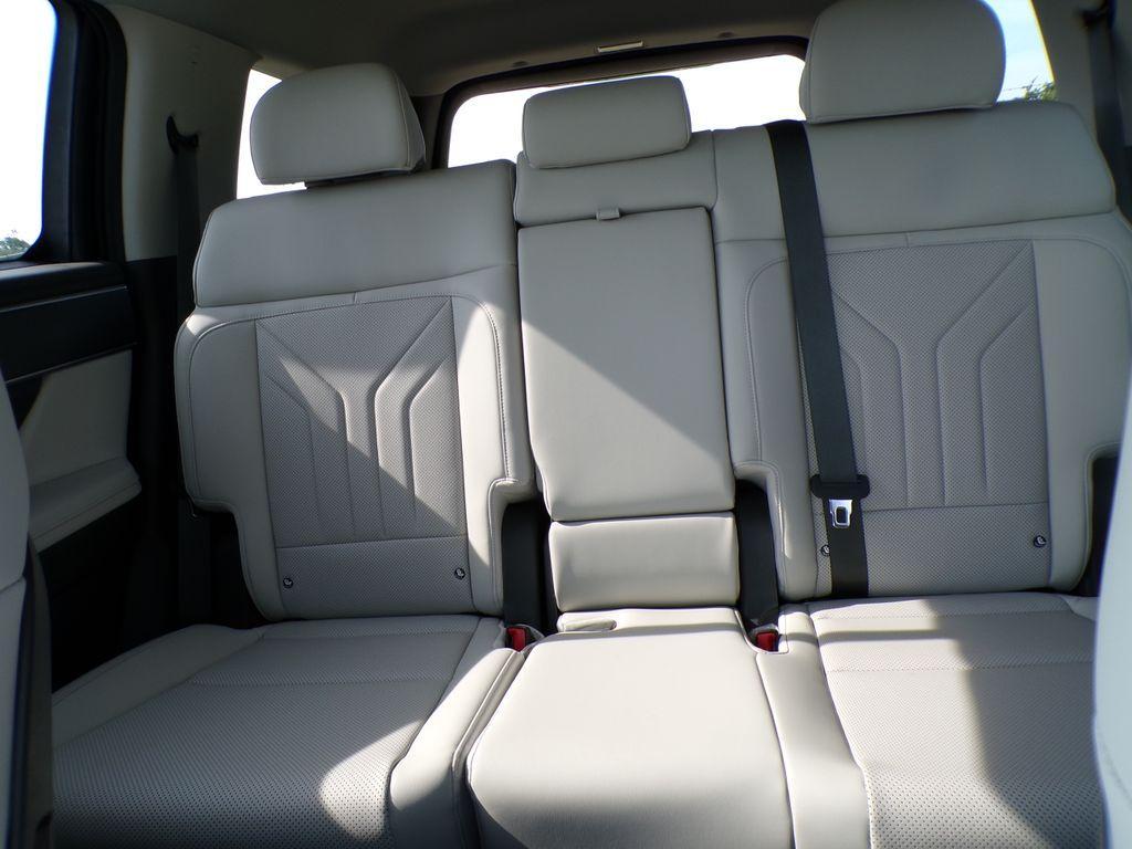used 2025 Hyundai Santa Fe car, priced at $36,266