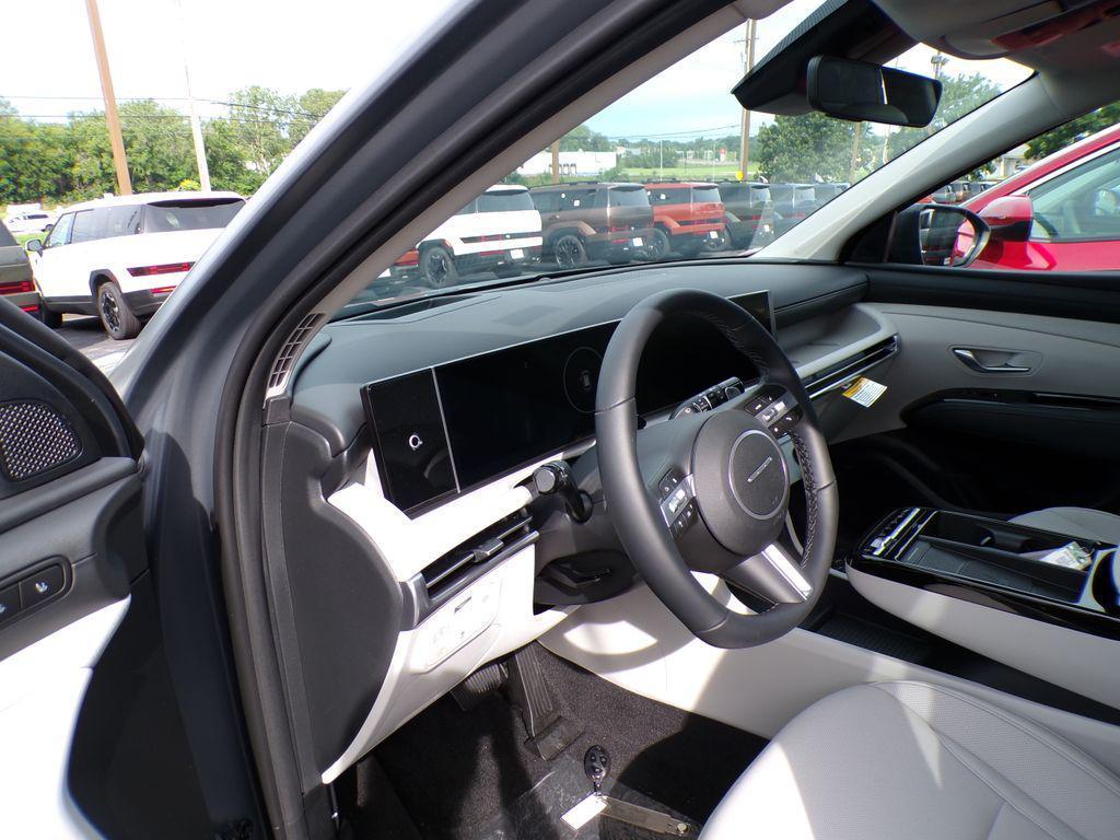 new 2025 Hyundai Tucson car, priced at $39,802