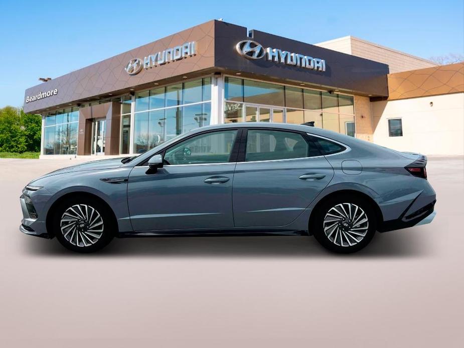 new 2025 Hyundai Sonata Hybrid car, priced at $31,690