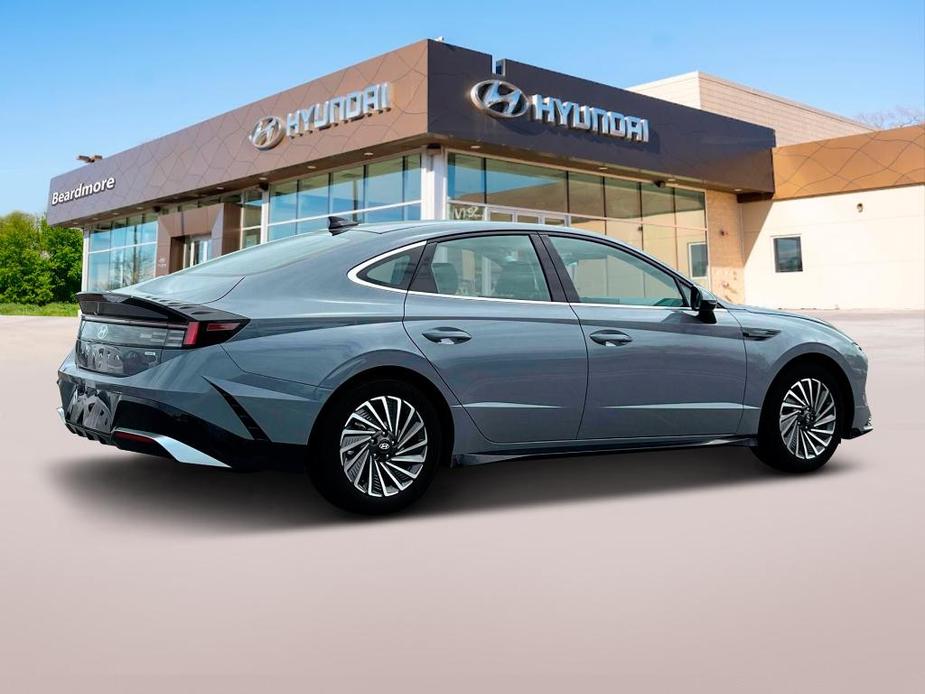 new 2025 Hyundai Sonata Hybrid car, priced at $31,690