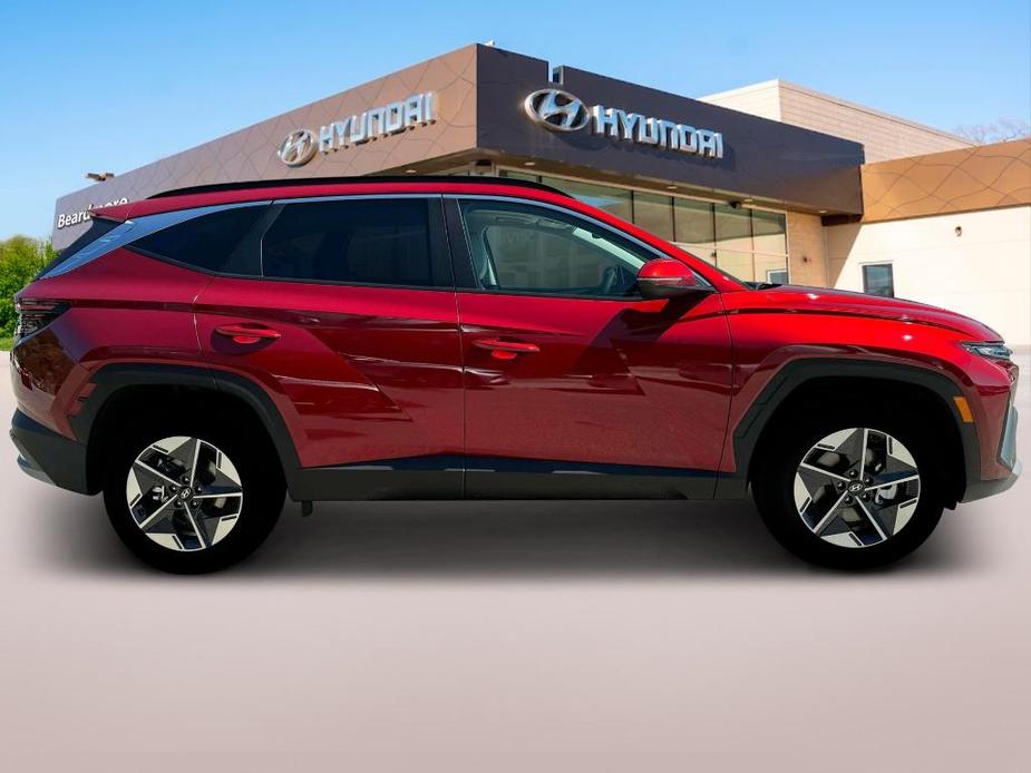 new 2025 Hyundai Tucson Hybrid car, priced at $37,572