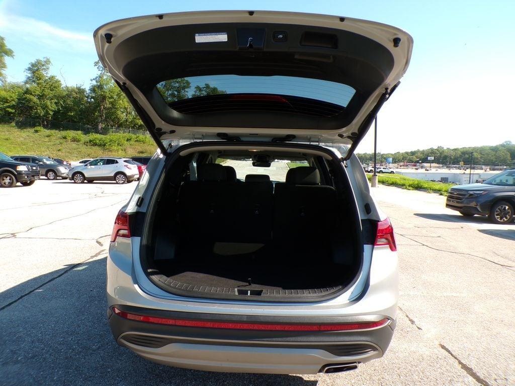 used 2023 Hyundai Santa Fe car, priced at $25,574